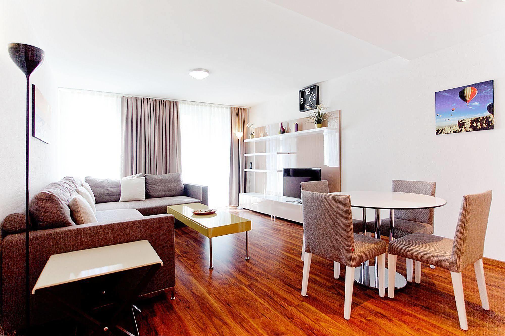 Premium Apartments By Livingdowntown Zurique Exterior foto